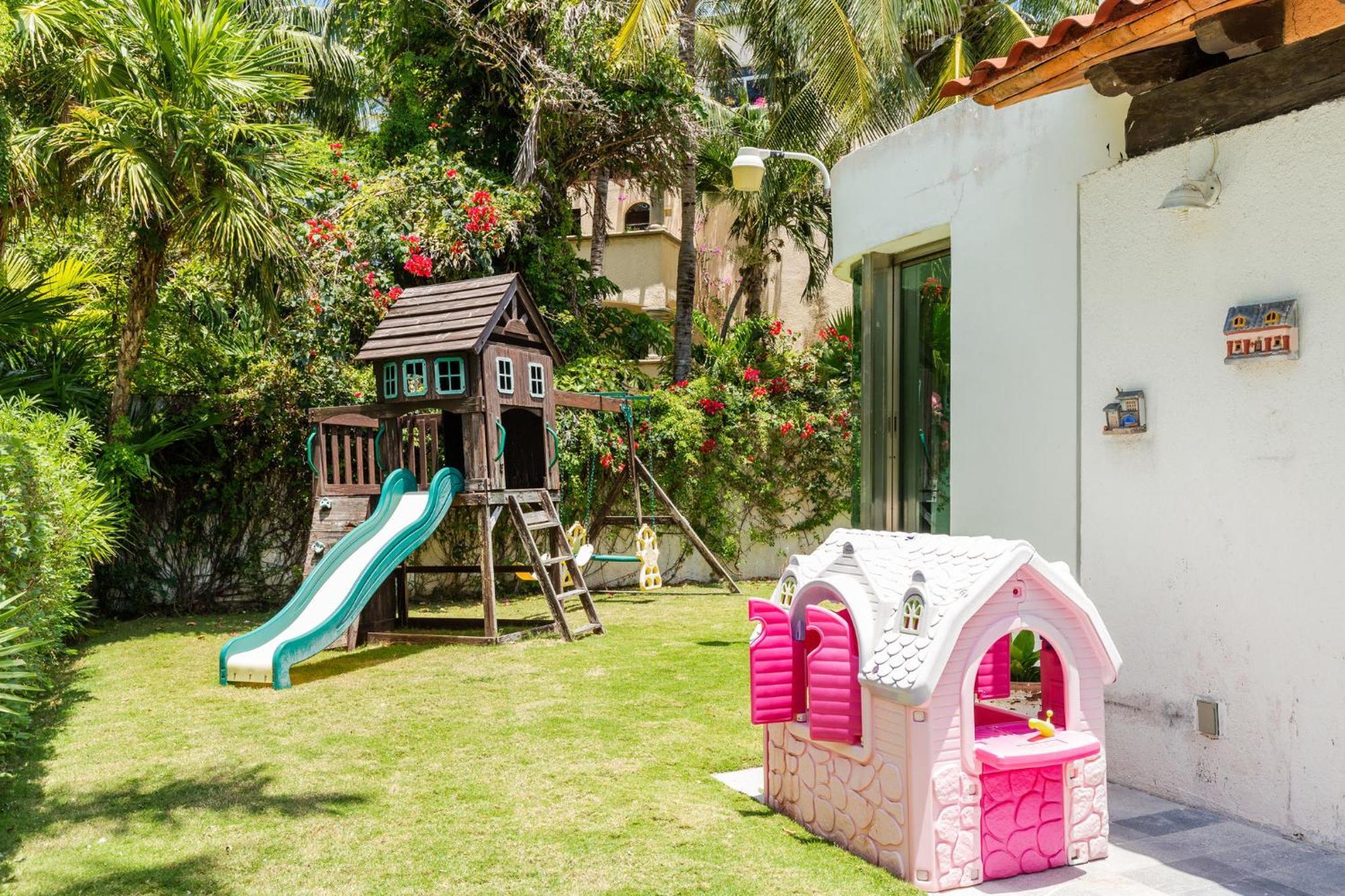 Large House - Walking To Beach - 10 Guests! Cancun Bagian luar foto