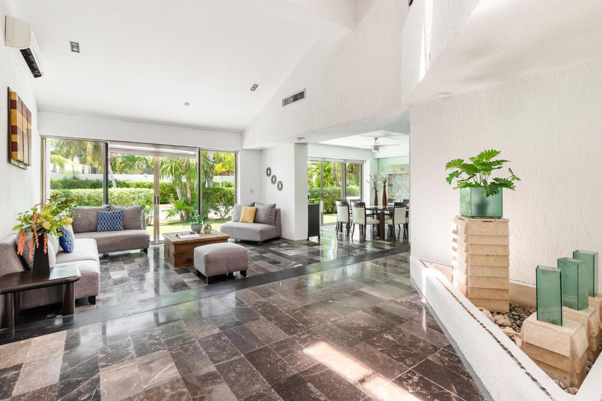 Large House - Walking To Beach - 10 Guests! Cancun Bagian luar foto
