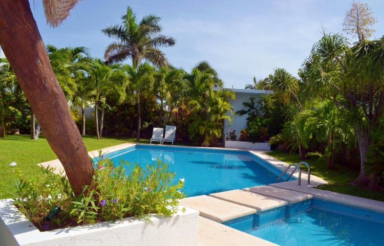 Large House - Walking To Beach - 10 Guests! Cancun Bagian luar foto